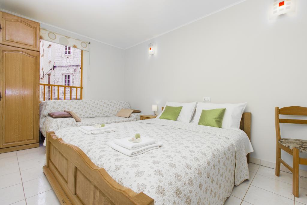 Top City Center Apartments Шибеник Екстер'єр фото